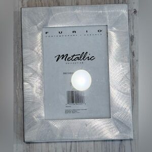 Furio Metallic Silver Wall Art Frame